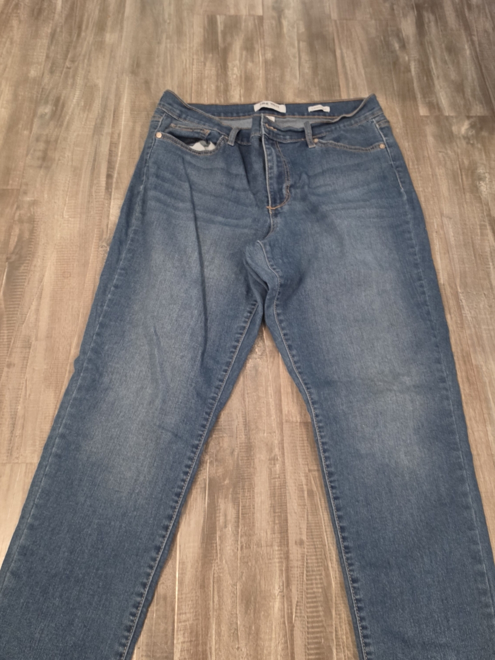 Nine West Women’s Straight-Leg Blue Denim Jeans